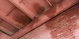 Roofing Costa Brava – Heavy rain infiltration and hidden roof leaks detection